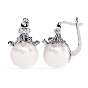 Luna Pearl Drop Earrings