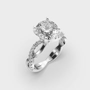 Miss Classy Round Diamond Ring