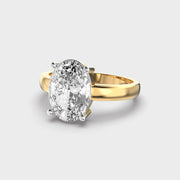 Graceful Oval Solitaire Diamond Ring for Engagement